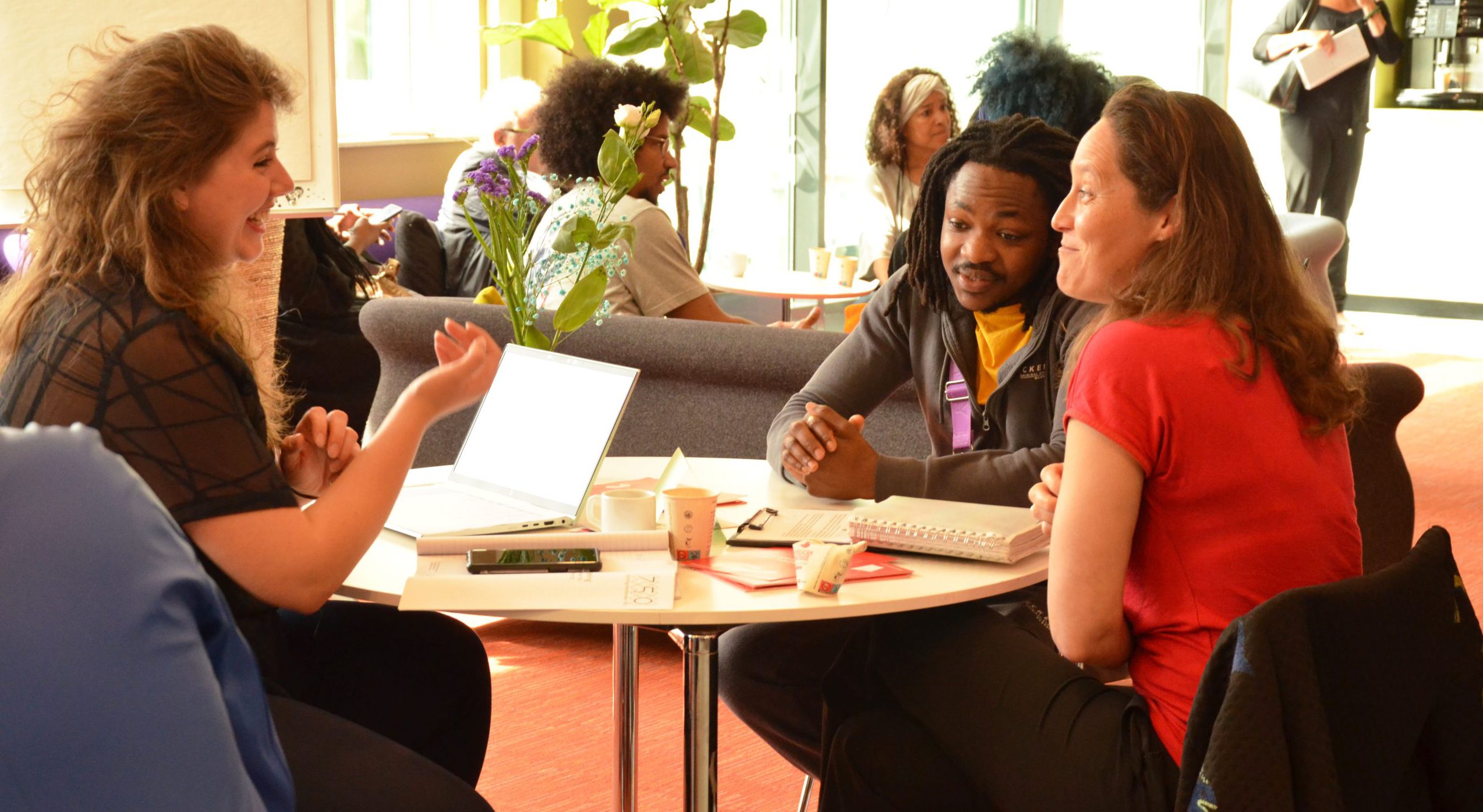 Fonds in gesprek met deelnemers speeddate