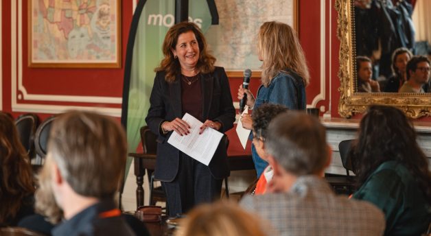 Ingrid van Engelshoven presenteert  een 7 stappen-plan voor sociale veiligheid. Foto: Simone Both